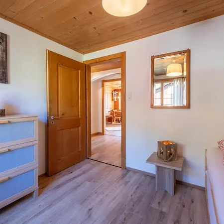 Florin Ferien Apartment Klosters